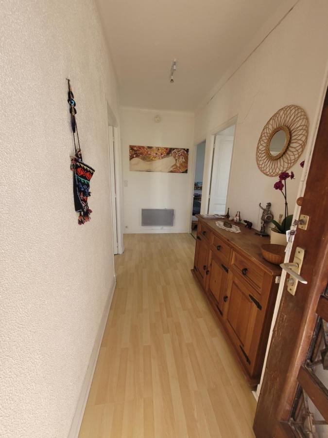 Villa La Desiree - Haut De Villa, 68M2, 8 Personnes Max, Climatise, 4 Etoiles, 120M2 De Jardin Et Parking, Wifi, Vu Mer Antibes Zewnętrze zdjęcie