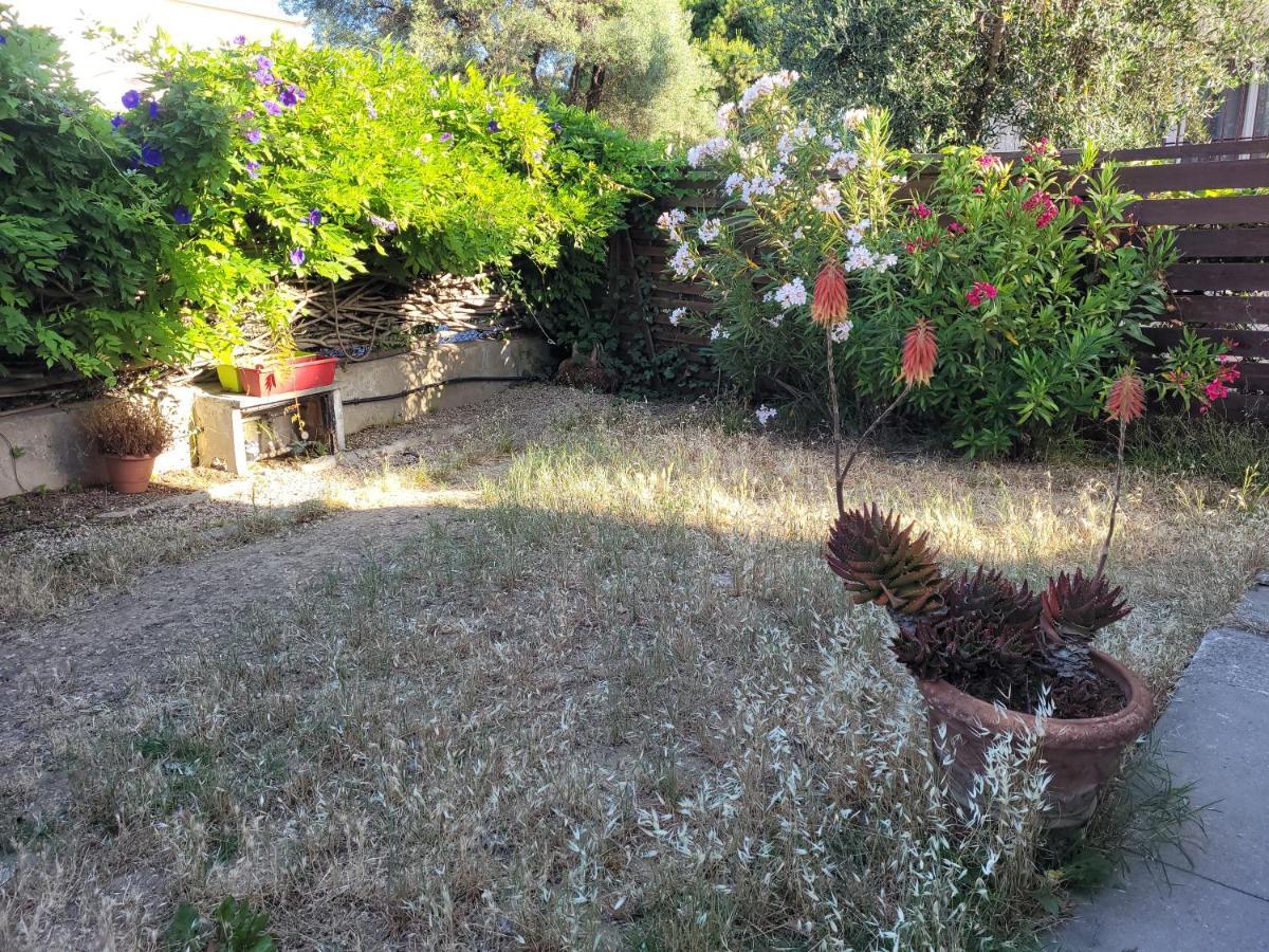 Villa La Desiree - Haut De Villa, 68M2, 8 Personnes Max, Climatise, 4 Etoiles, 120M2 De Jardin Et Parking, Wifi, Vu Mer Antibes Zewnętrze zdjęcie