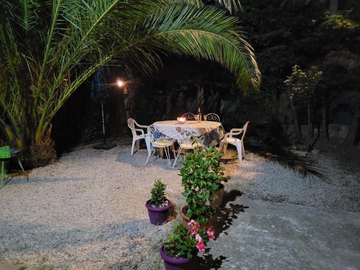 Villa La Desiree - Haut De Villa, 68M2, 8 Personnes Max, Climatise, 4 Etoiles, 120M2 De Jardin Et Parking, Wifi, Vu Mer Antibes Zewnętrze zdjęcie